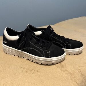 Skechers Women’s Black and White Sneakers